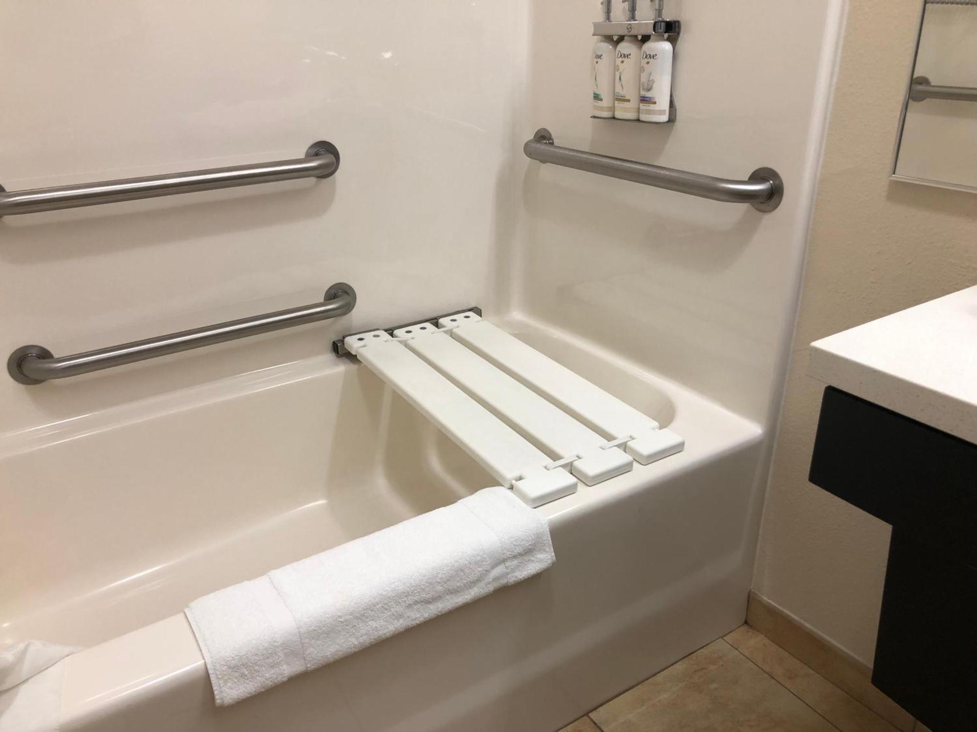 Candlewood Suites Fort Wayne - Nw By Ihg Exterior foto